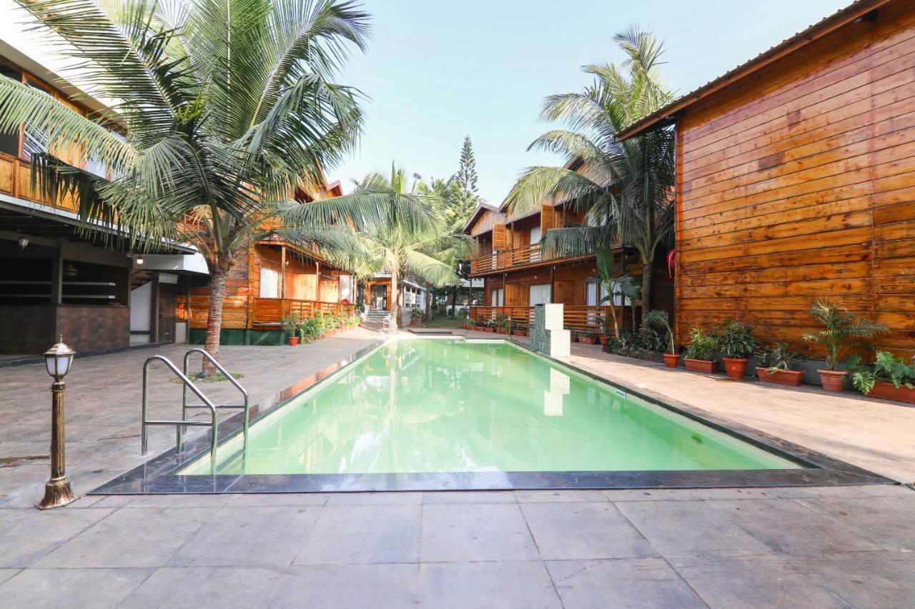 Capital O 61948 Aqua Marina 3* Calangute